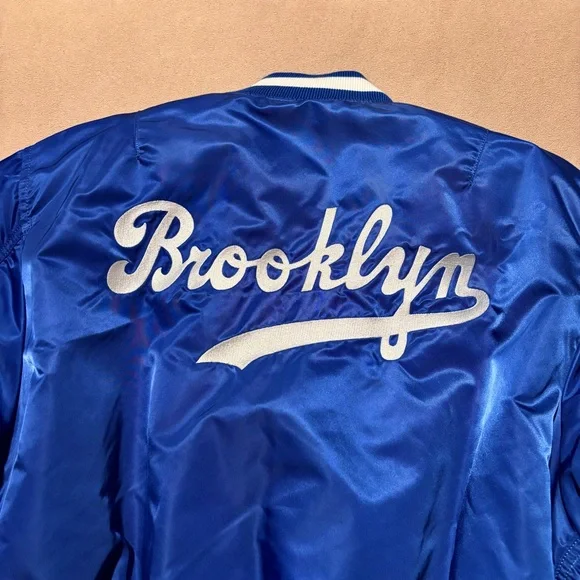 NWT Alpha Industries x New Era Brooklyn Dodgers bomber jacket - Picture 12 of 13